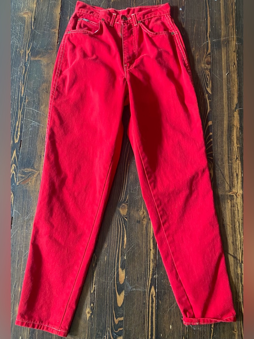 Chic High Waisted Women's Red Jeans Size 8